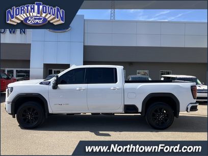 Used 2024 GMC Sierra 2500 AT4