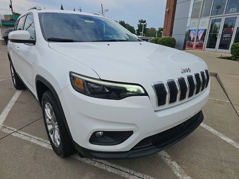 Used 2021 Jeep Cherokee Latitude Lux AWD/4WD image 3
