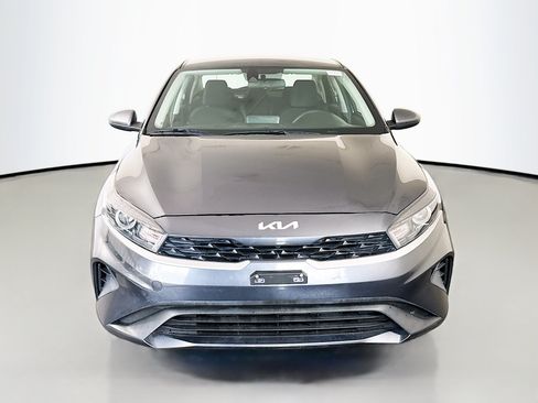 Used 2023 Kia Forte LXS FWD image 2