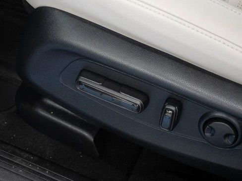 Certified 2025 Honda CR-V EX-L image 17