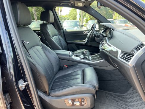 Used 2022 BMW X5 M50i w/ Premium Package AWD/4WD image 33