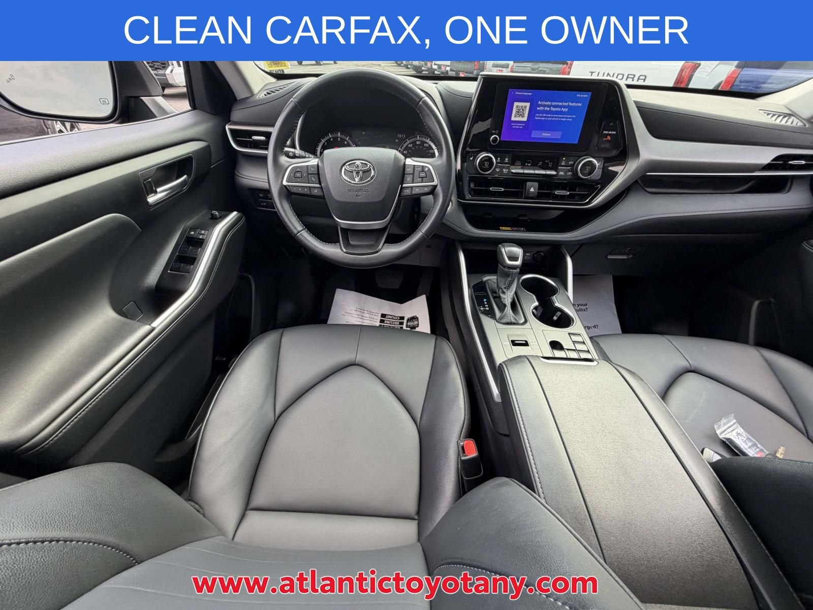 Used 2025 Toyota Highlander XLE FWD image 16