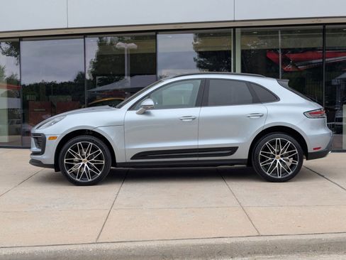 New 2026 Porsche Macan AWD/4WD image 2
