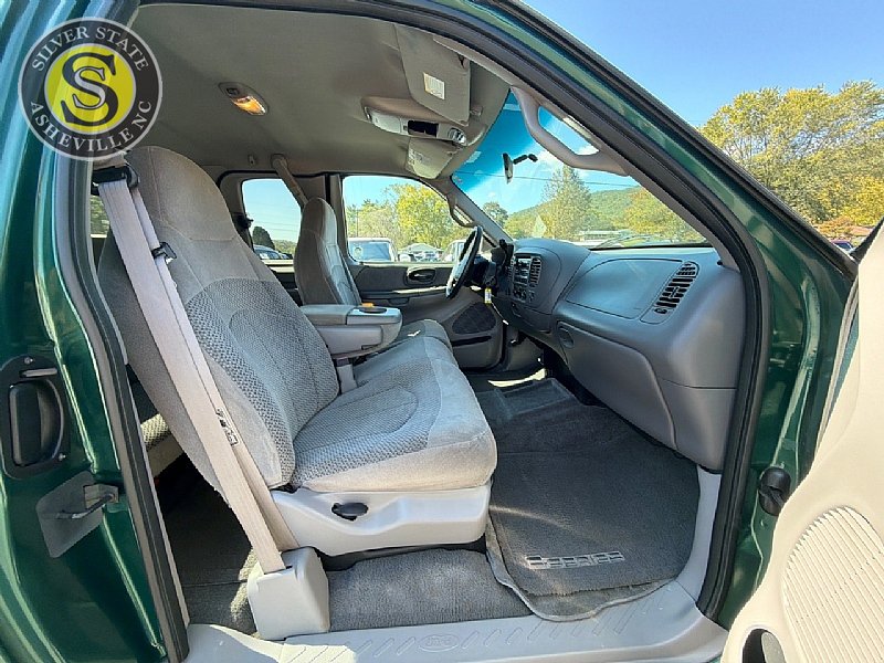 Used 2000 Ford F150 XLT AWD/4WD image 15