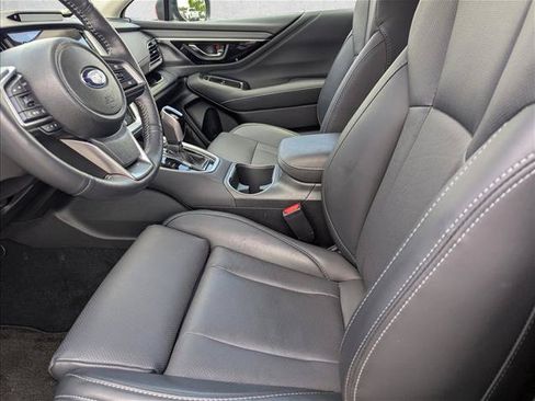 Used 2025 Subaru Outback Limited AWD/4WD image 24