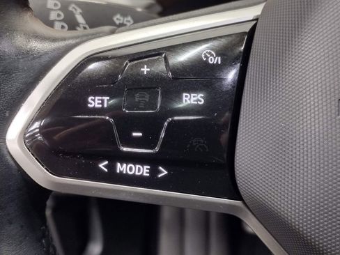 Used 2021 Volkswagen ID.4 Pro S w/ Gradient Package image 27