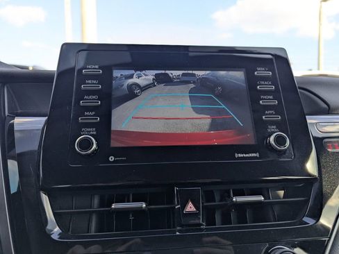 Used 2021 Toyota Camry SE image 29