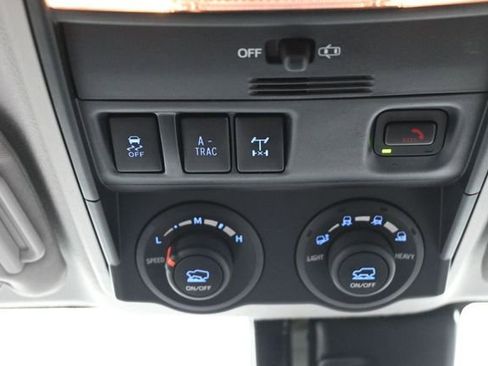 Used 2021 Toyota 4Runner TRD Off-Road AWD/4WD image 16
