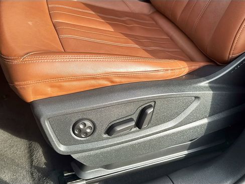 Used 2021 Audi Q5 2.0T Premium w/ Convenience Package image 24