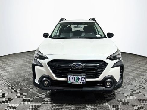 Used 2024 Subaru Outback Onyx Edition XT AWD/4WD image 2