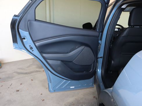 Certified 2024 Ford Mustang Mach-E Select image 36