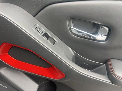 Used 2023 Nissan Frontier Pro-X w/ Pro-X Premium Package image 23