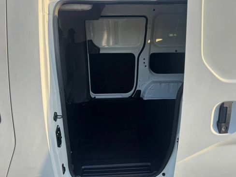 Used 2017 Nissan NV200 SV w/ Technology Package FWD image 21