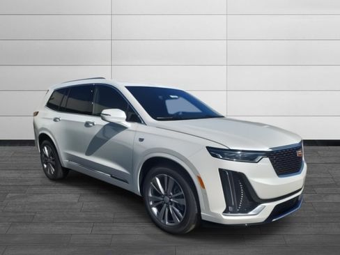 New 2025 Cadillac XT6 Premium Luxury w/ Platinum Package image 7