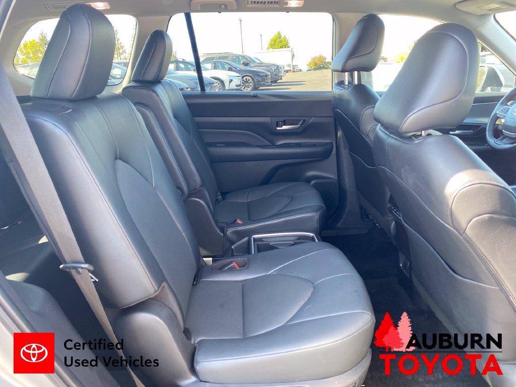 Certified 2025 Toyota Grand Highlander AWD image 21