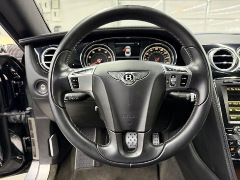 Used 2017 Bentley Continental GT image 13