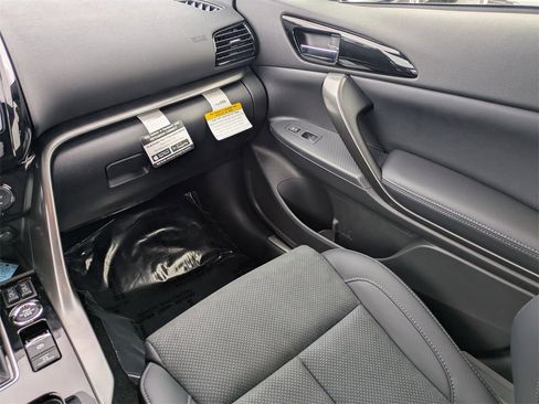 New 2025 Mitsubishi Eclipse Cross AWD image 18