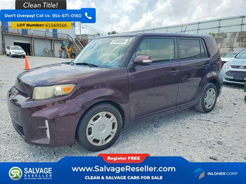 Used 2014 Scion xB FWD image 1