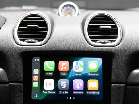 Used 2025 Porsche 718 Cayman image 75