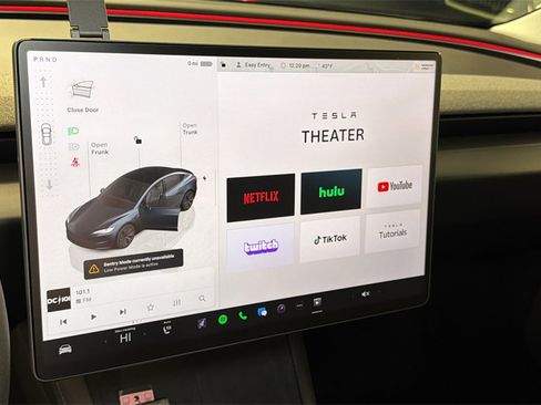 Used 2025 Tesla Model 3 Long Range image 28