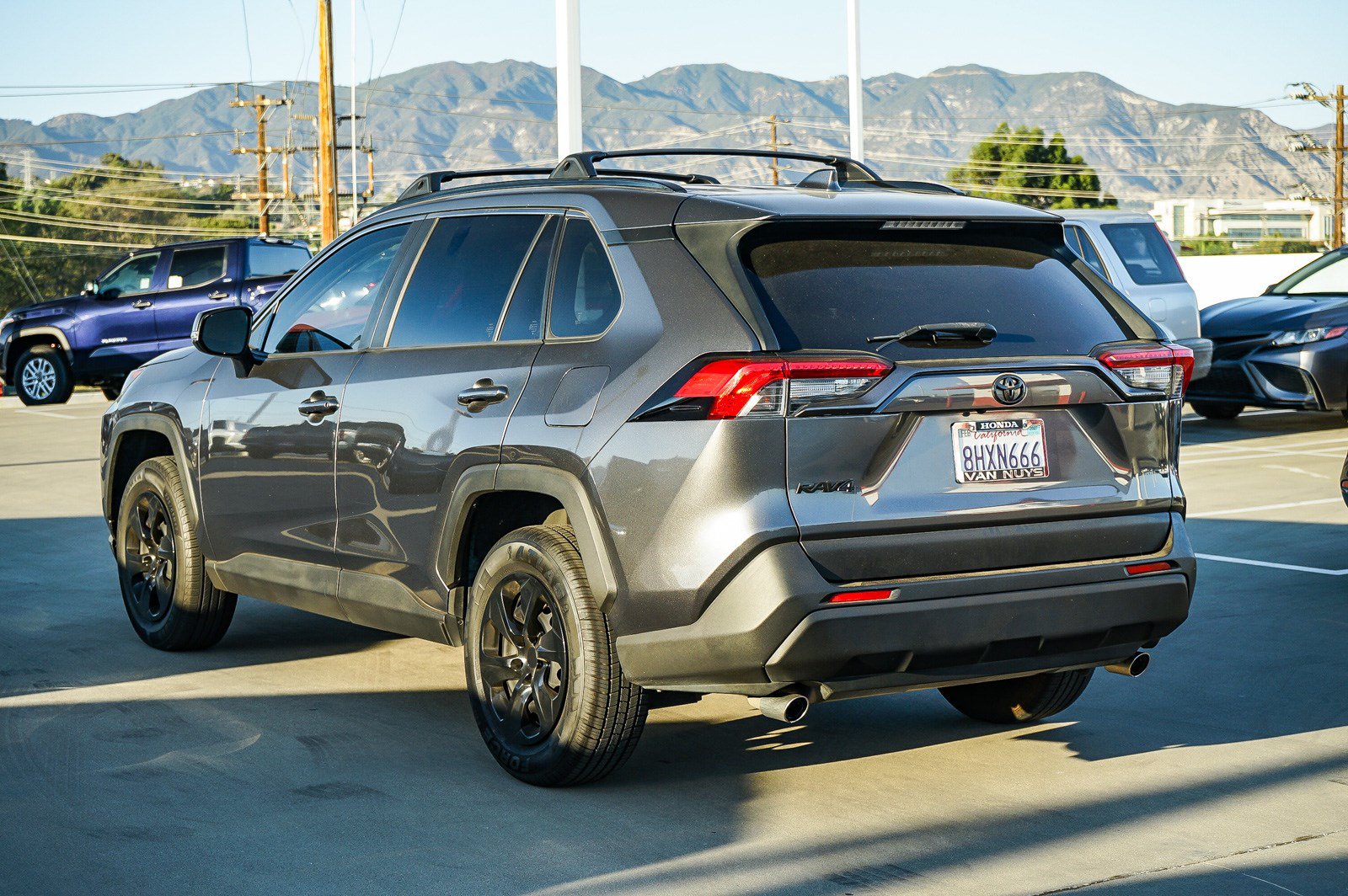Used 2019 Toyota RAV4 LE w/ All Weather Liner Package FWD image 5