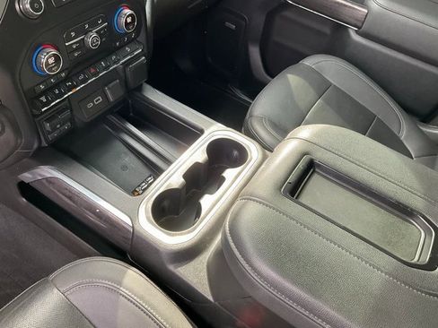 Used 2021 Chevrolet Silverado 2500 LTZ w/ LTZ Premium Package image 15