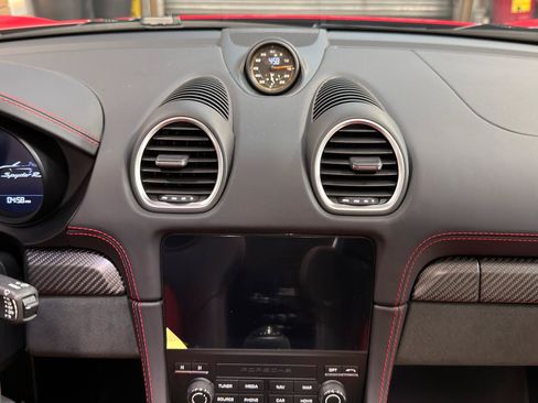 Used 2025 Porsche 718 Boxster Spyder RS RWD image 21