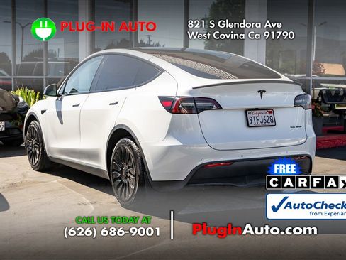 Used 2021 Tesla Model Y Long Range image 2