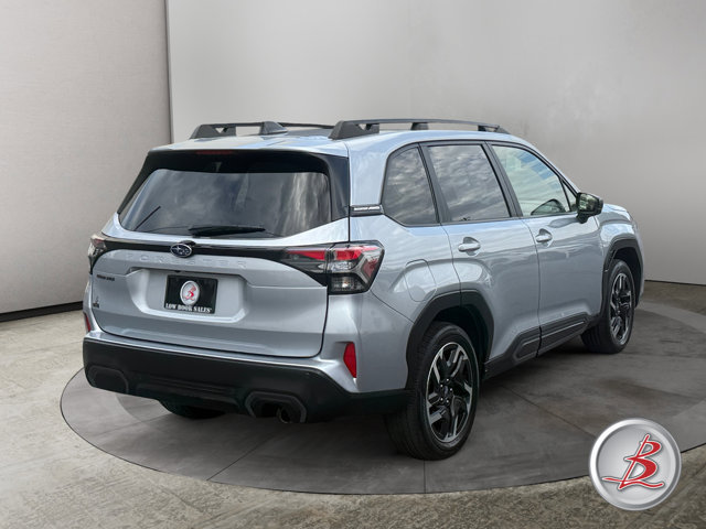 Used 2025 Subaru Forester Limited AWD/4WD image 7