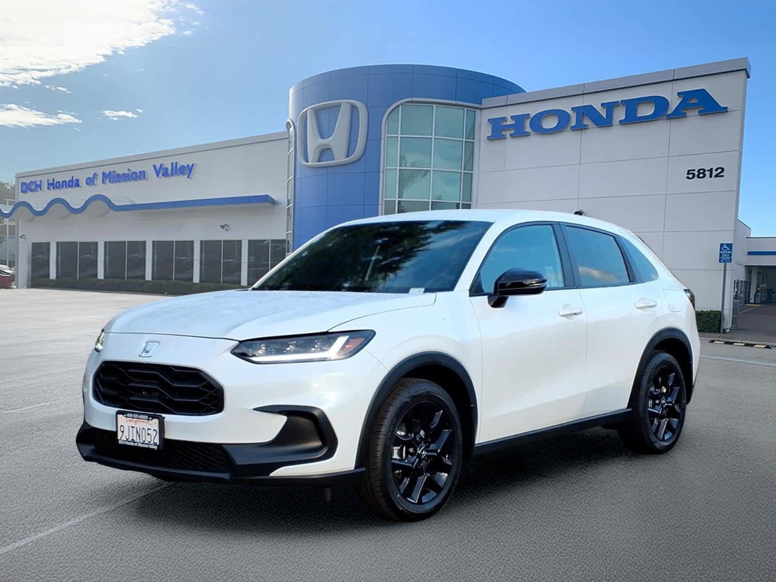 Used 2024 Honda HR-V Sport image 1