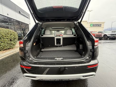 Used 2023 Mitsubishi Outlander SEL image 27