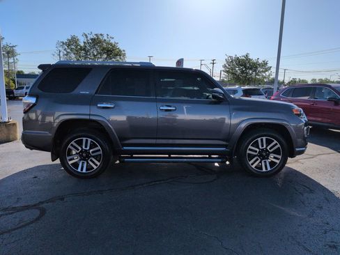 Used 2023 Toyota 4Runner Limited AWD/4WD image 6
