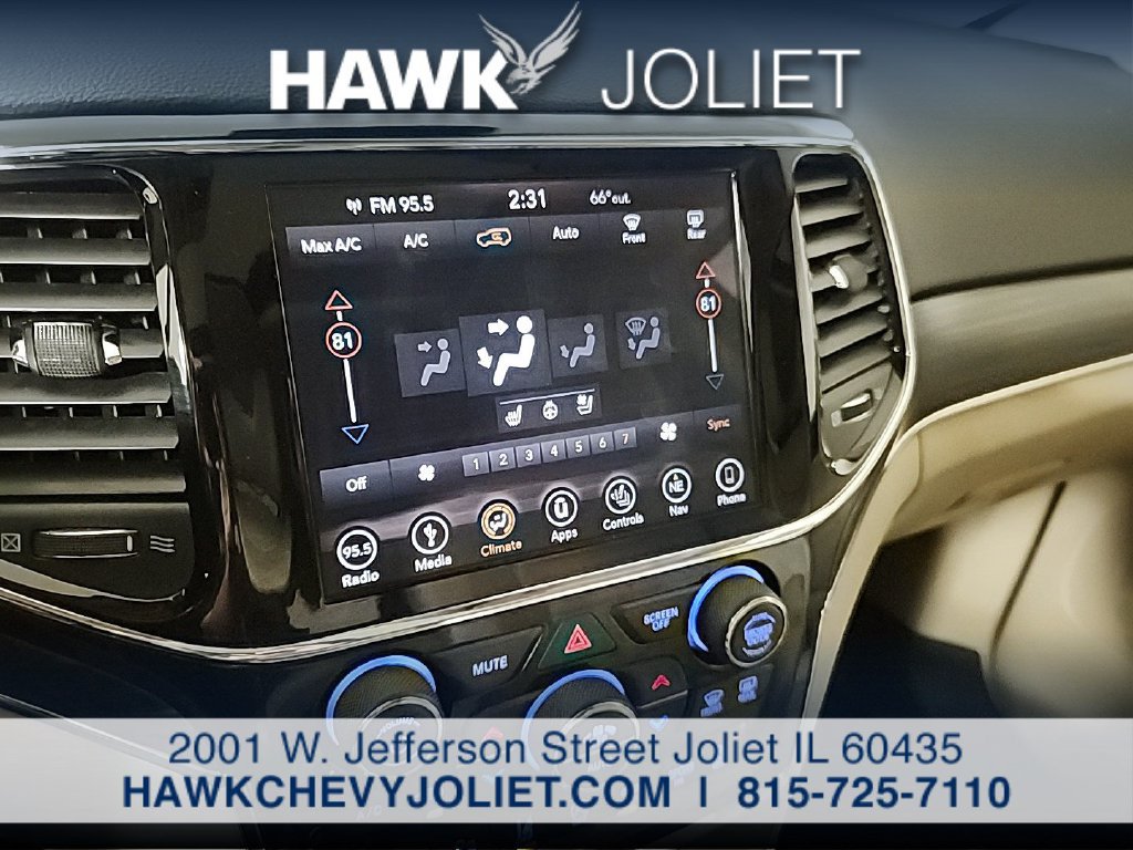Used 2019 Jeep Grand Cherokee Limited w/ Luxury Group II AWD/4WD image 19