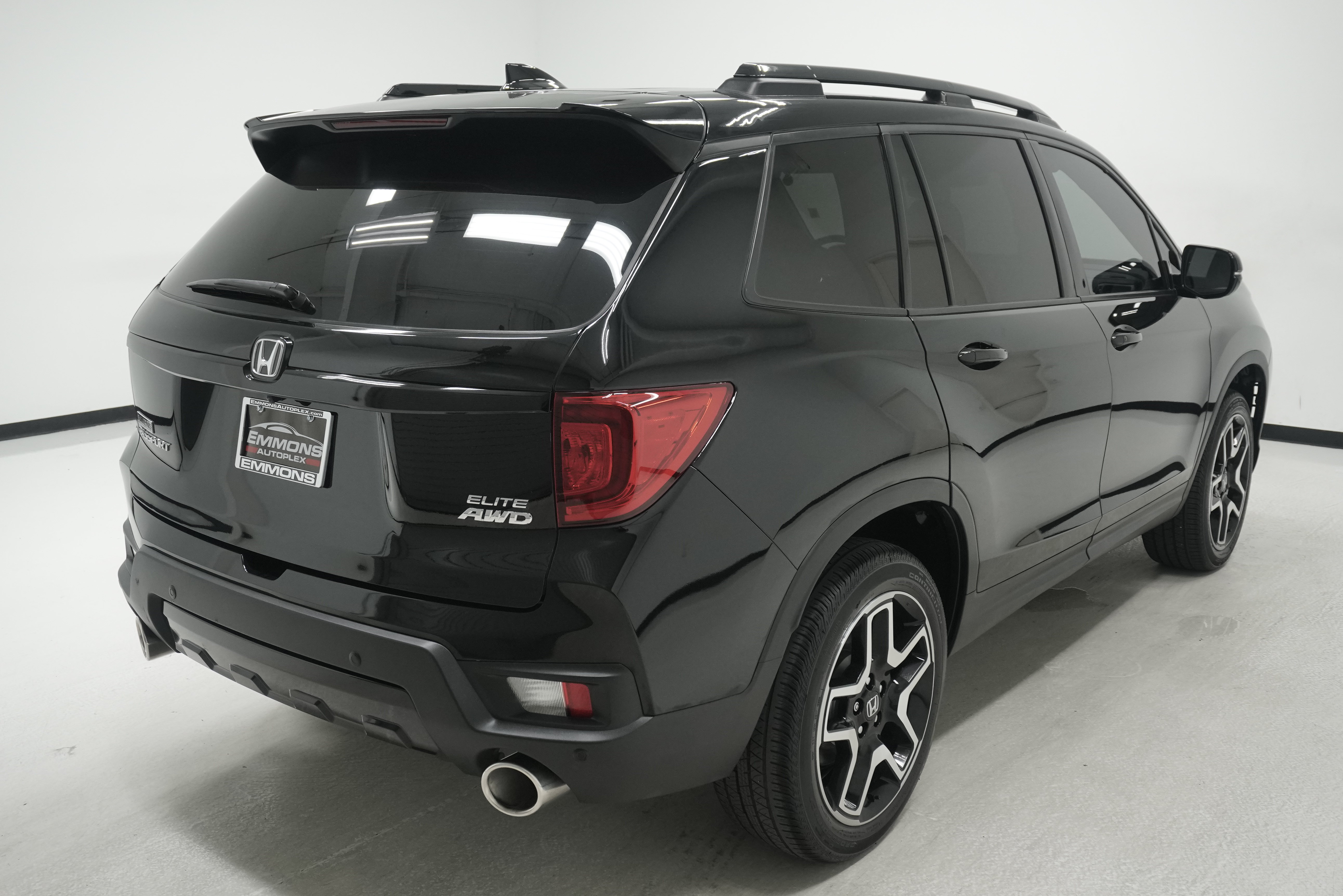 Used 2022 Honda Passport Elite image 4