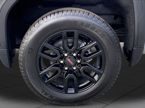 New 2026 GMC Sierra 1500 Elevation w/ Preferred Package AWD/4WD image 11