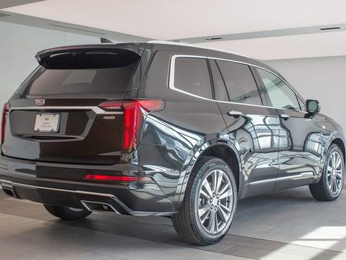 Used 2024 Cadillac XT6 Premium Luxury w/ LPO, Floor Liner Package AWD/4WD image 6