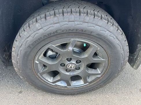 Used 2025 Honda Pilot TrailSport image 7