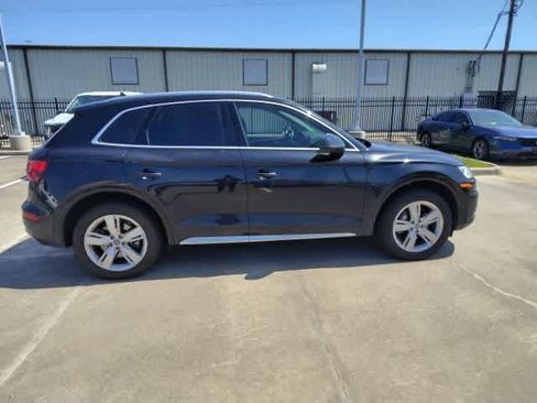 Used 2018 Audi Q5 2.0T Premium Plus w/ Premium Plus Package AWD/4WD image 3
