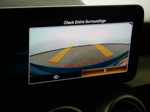 Used 2021 Mercedes-Benz C 300 4MATIC Sedan image 33