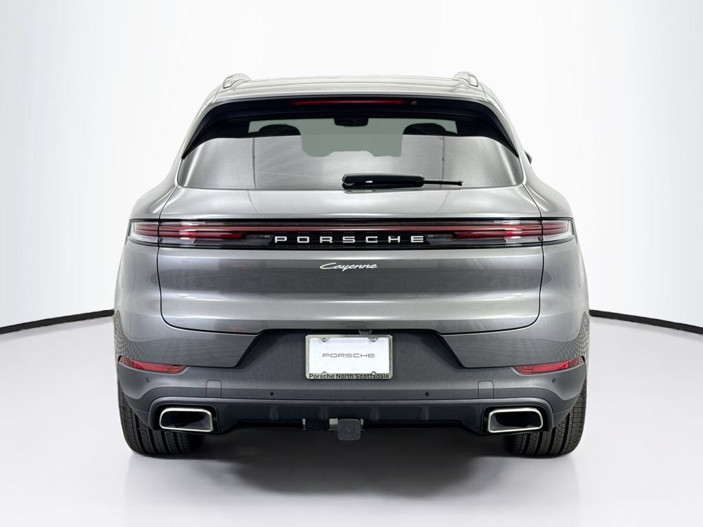 Used 2026 Porsche Cayenne AWD/4WD image 6