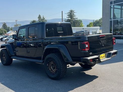 Used 2022 Jeep Gladiator Overland AWD/4WD image 7