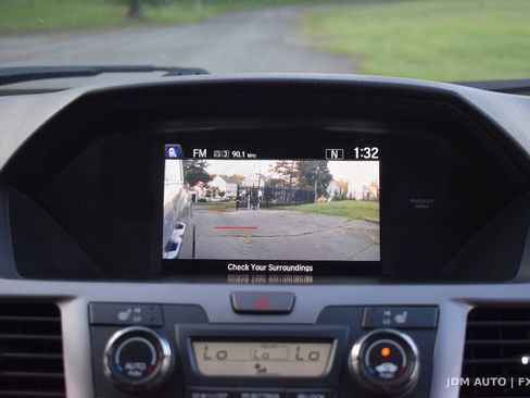 Used 2016 Honda Odyssey EX-L image 23