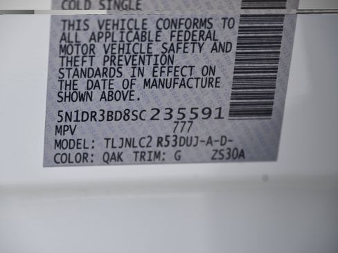 Used 2025 Nissan Pathfinder Rock Creek AWD/4WD image 40
