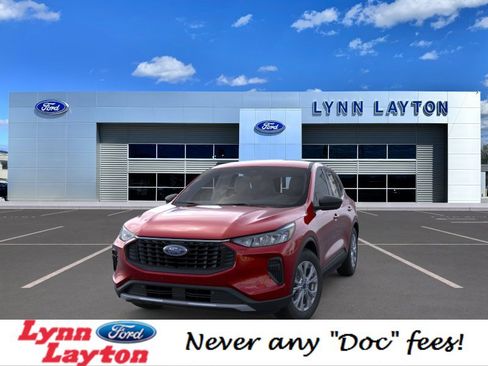 New 2026 Ford Escape Active w/ Cold Weather Package FWD image 2