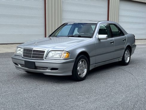 Used 1999 Mercedes-Benz C 230 image 2