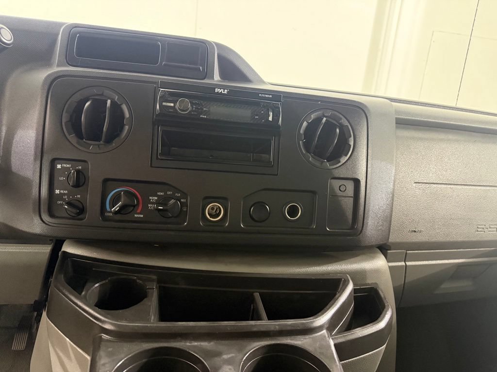 Used 2012 Ford E-350 and Econoline 350 XL RWD image 17