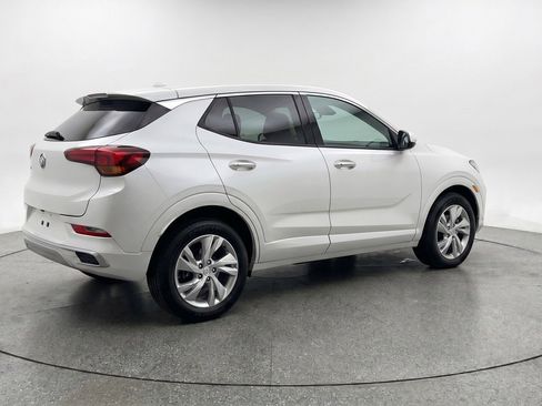 Used 2025 Buick Encore GX Preferred AWD/4WD image 9