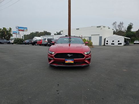 Used 2023 Ford Mustang Premium image 2