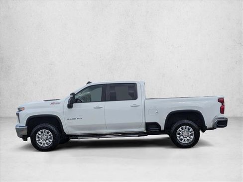 Used 2023 Chevrolet Silverado 2500 LT w/ Convenience Package image 8
