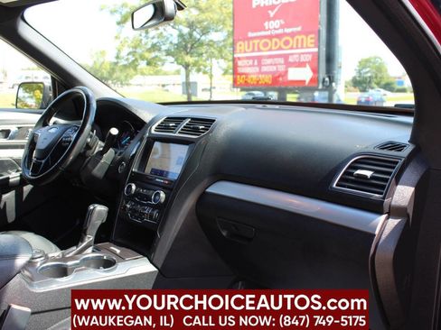 Used 2017 Ford Explorer XLT w/ Equipment Group 202A image 17